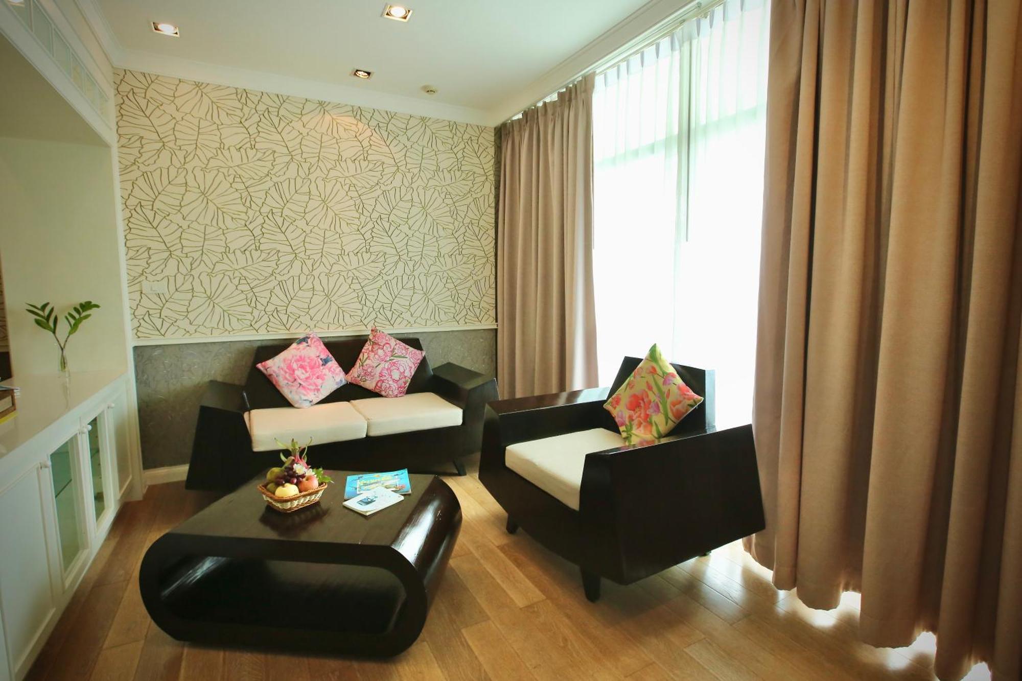 A-Te Chumphon Hotel - Sha Plus Exteriör bild