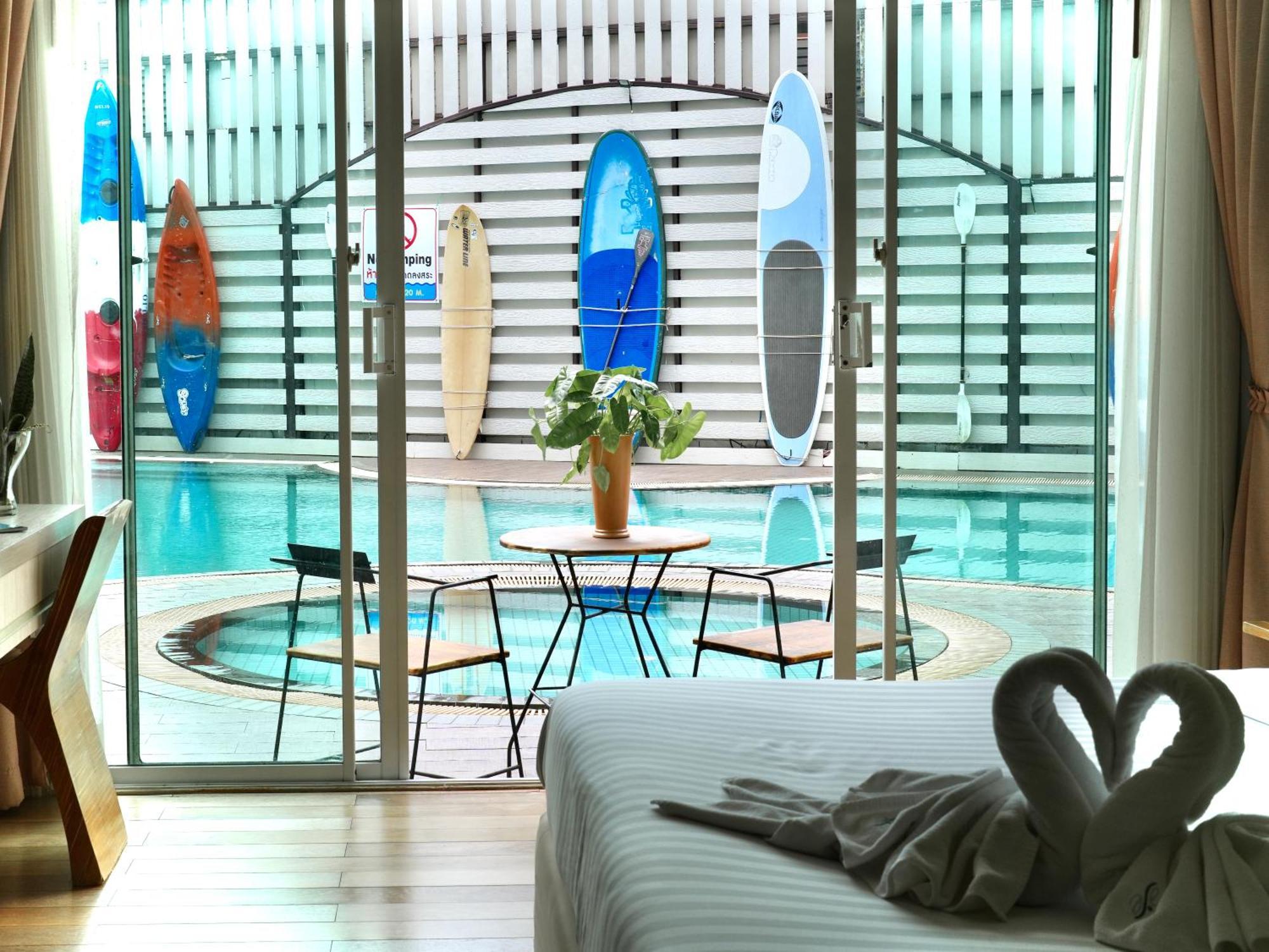 A-Te Chumphon Hotel - Sha Plus Exteriör bild