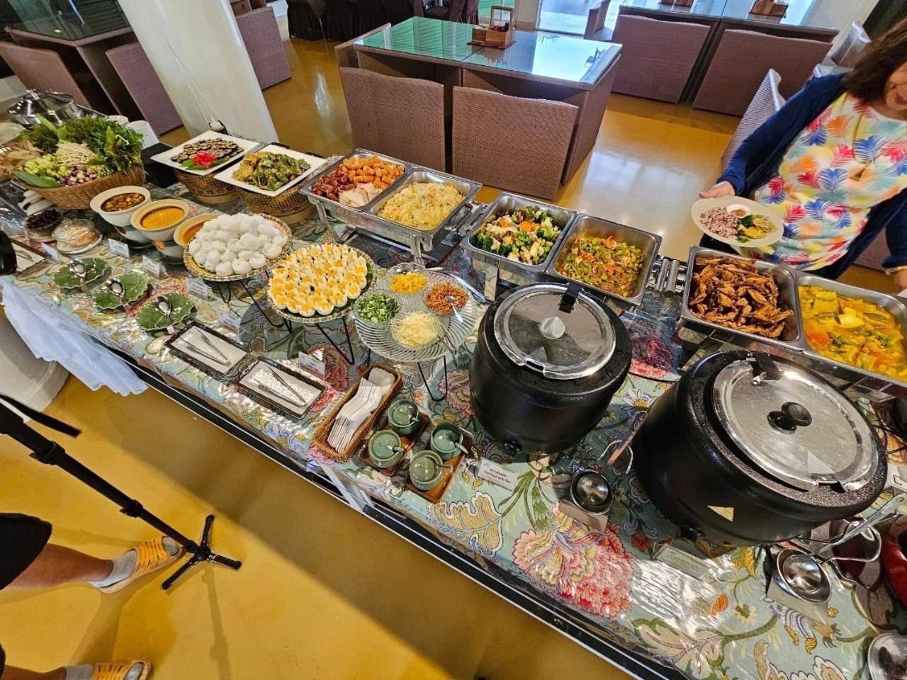 A-Te Chumphon Hotel - Sha Plus Exteriör bild