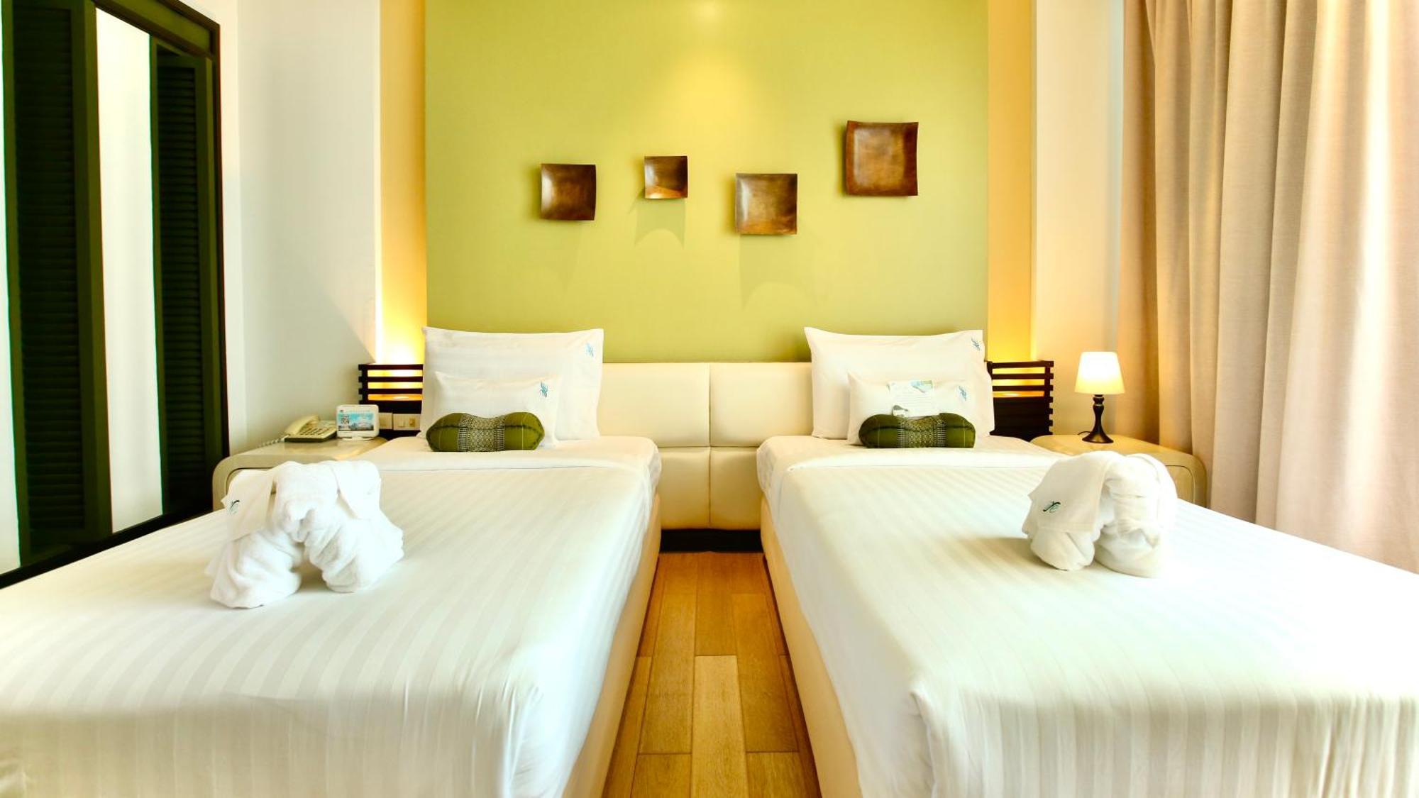 A-Te Chumphon Hotel - Sha Plus Exteriör bild